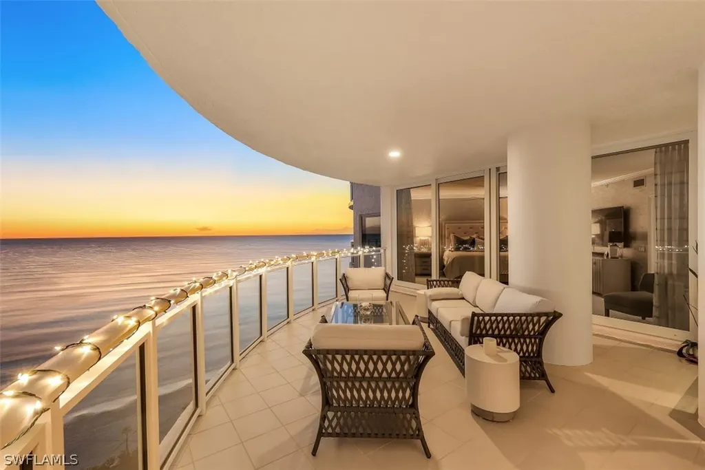 8231 Bay Colony Drive Naples FL 34108