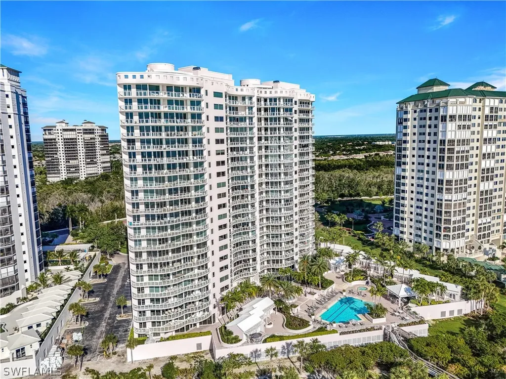 8231 Bay Colony Drive Naples FL 34108
