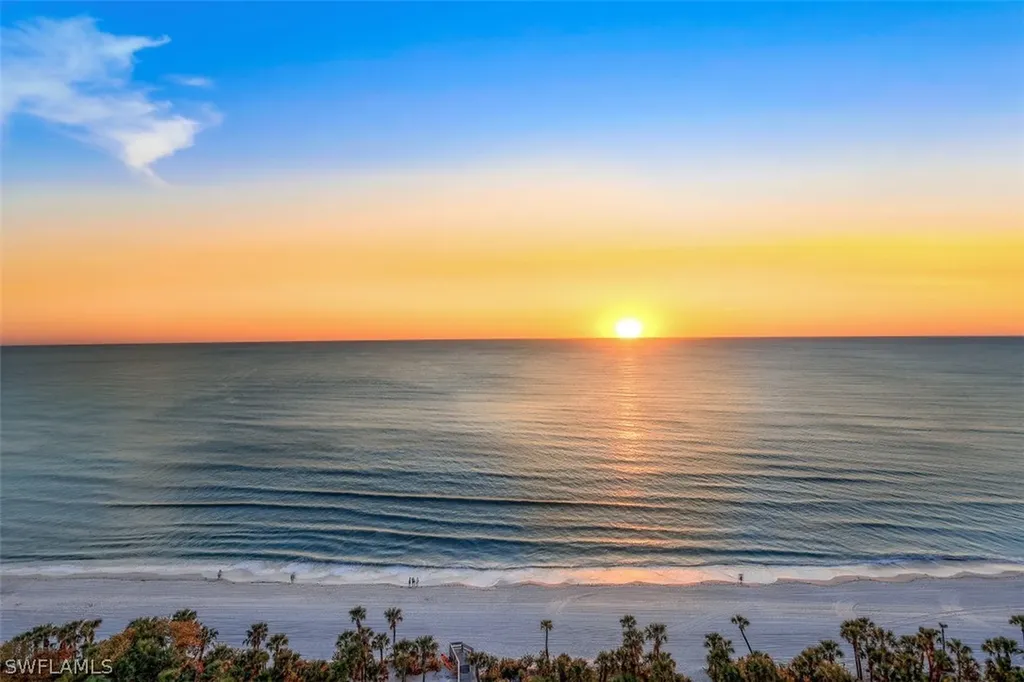 8231 Bay Colony Drive Naples FL 34108