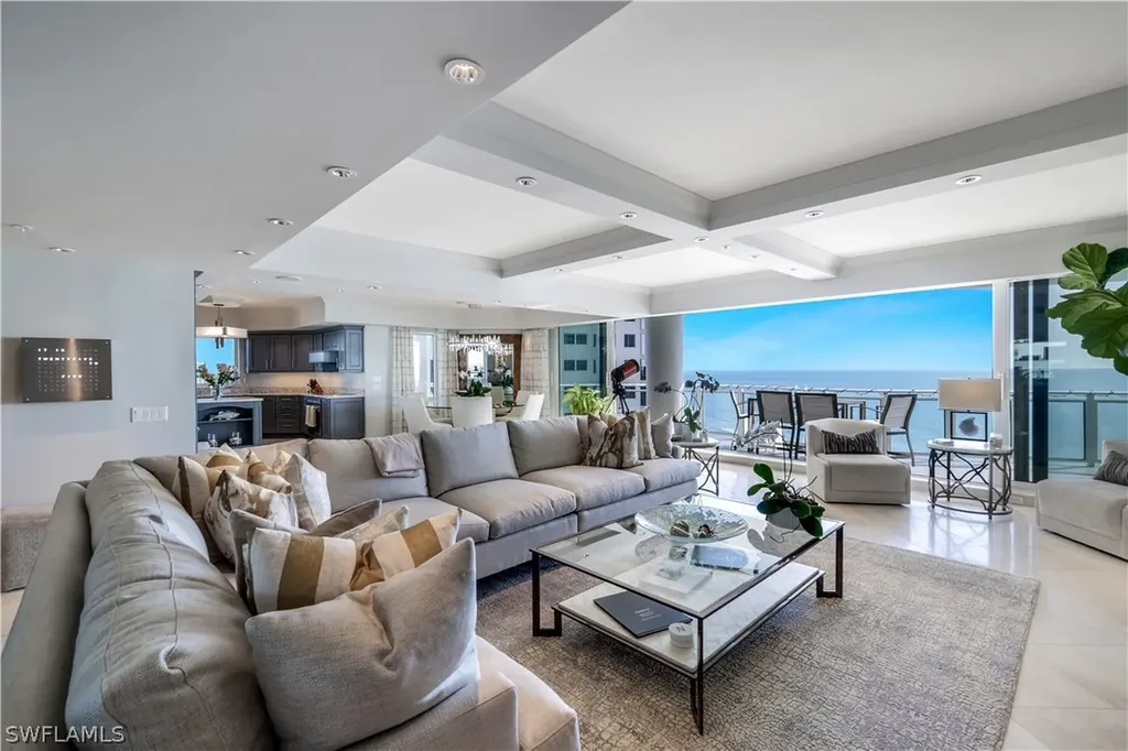 8231 Bay Colony Drive Naples FL 34108
