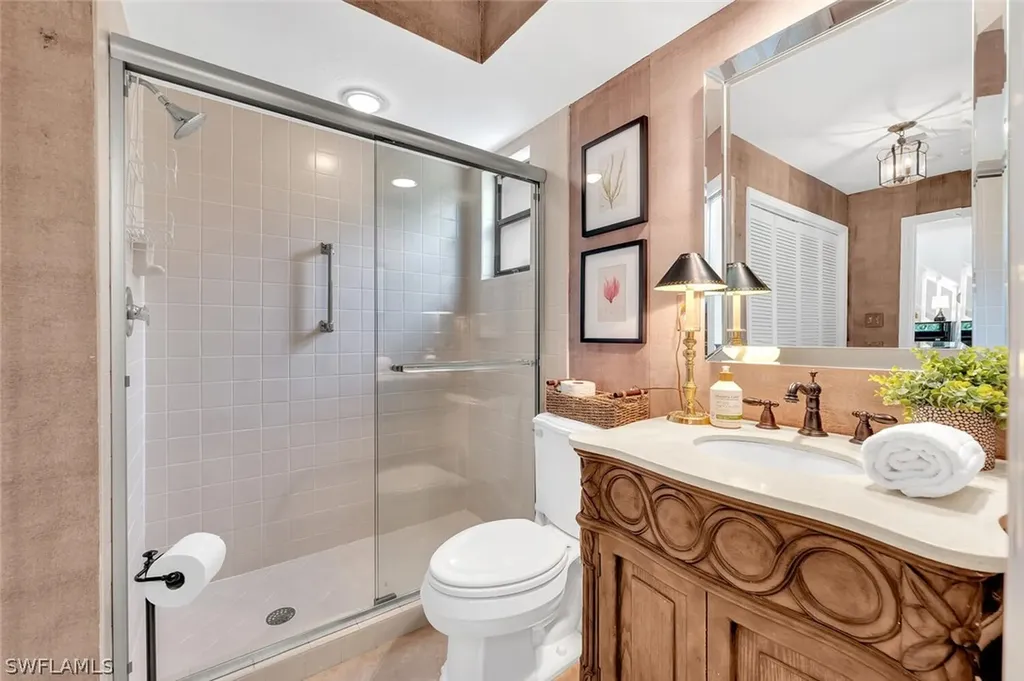 1347 Solana Road Naples FL 34103