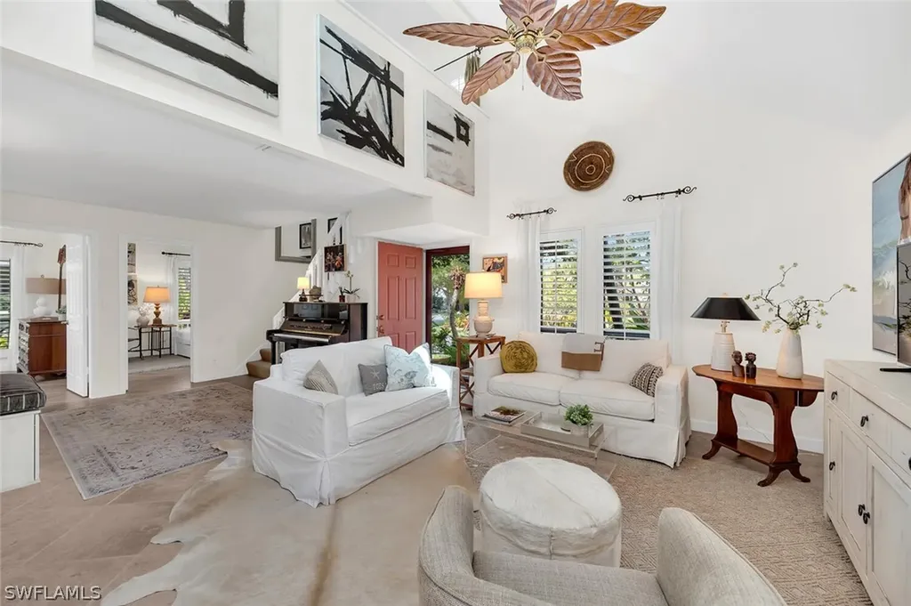 1347 Solana Road Naples FL 34103