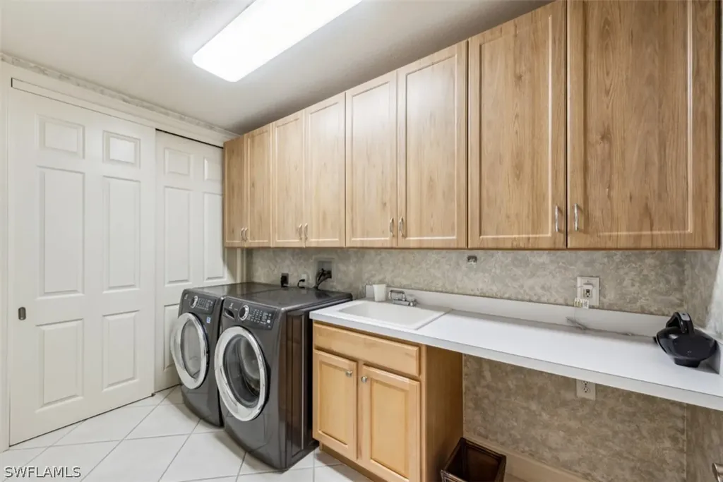 5987 Trophy Drive Naples FL 34110
