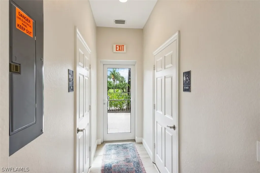 5987 Trophy Drive Naples FL 34110