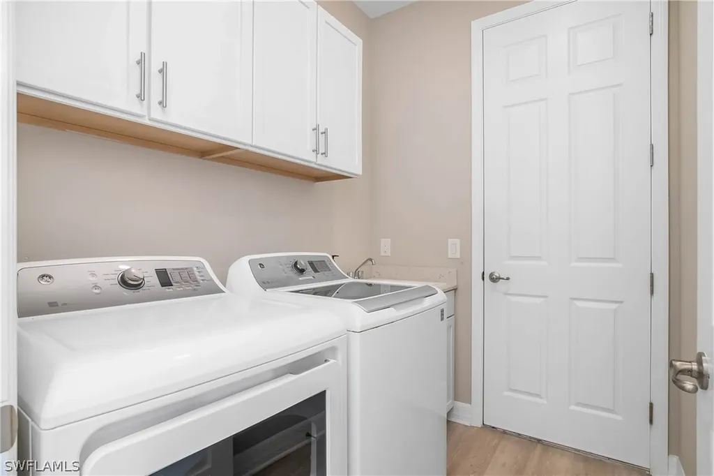 1830 Mustique Street Naples FL 34120