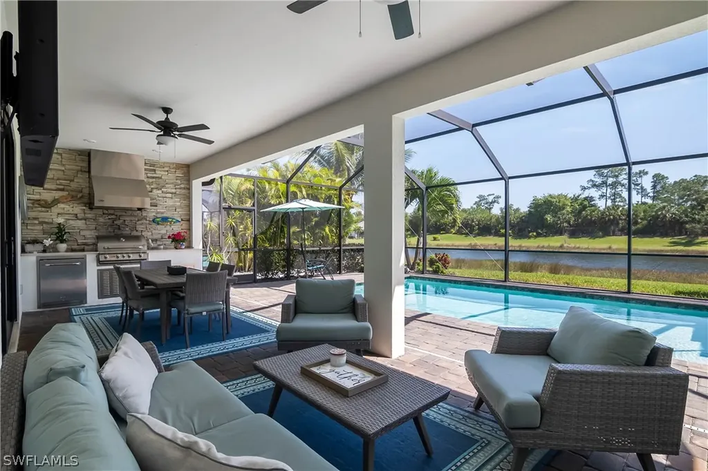 1830 Mustique Street Naples FL 34120