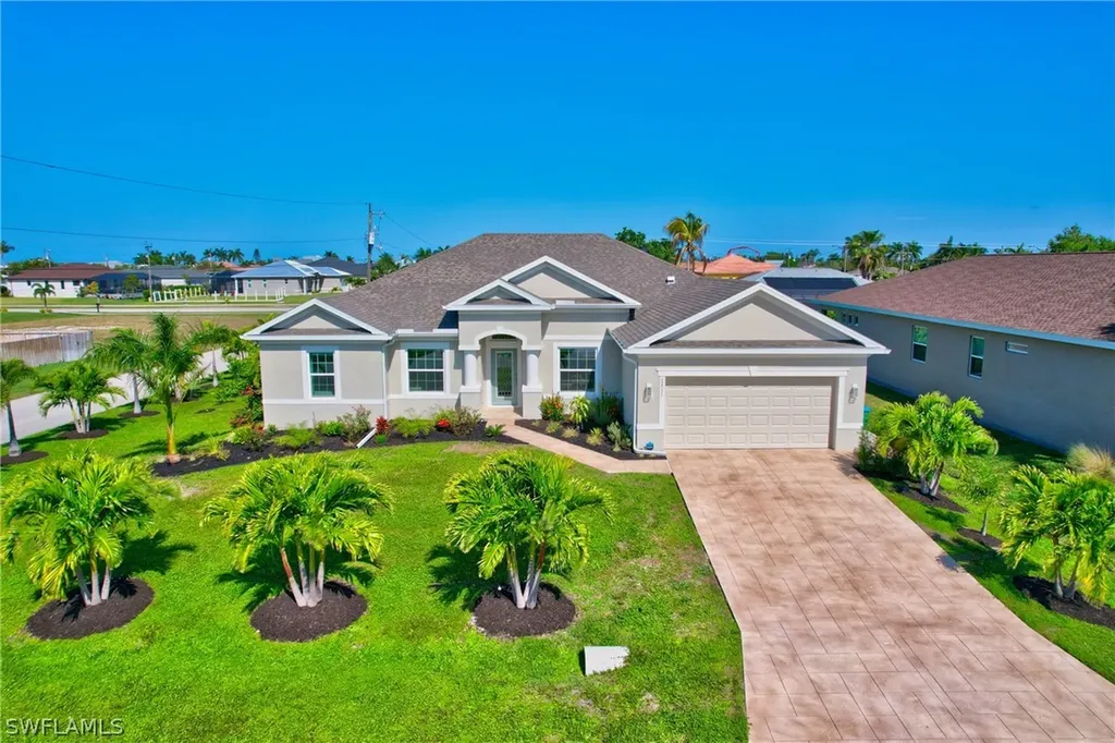 2911 SW 30th Street Cape Coral FL 33914