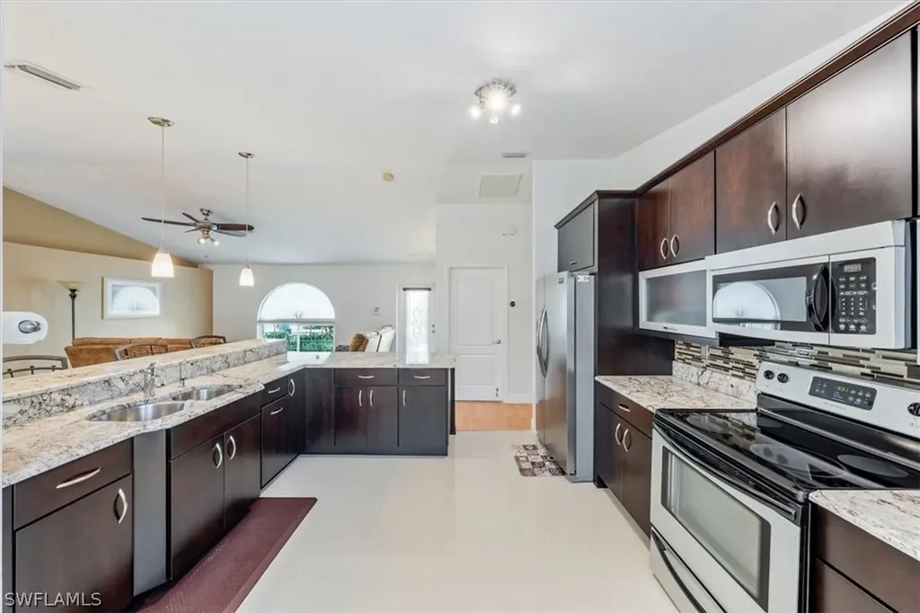 9040 Morris Road Fort Myers FL 33967