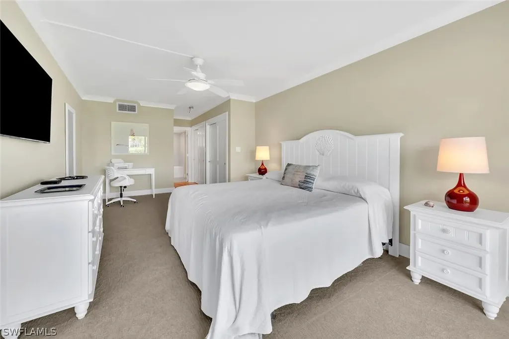 383 Harbour Drive Naples FL 34103