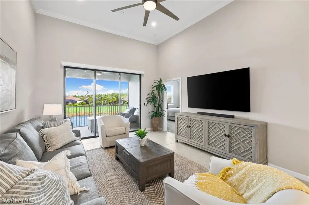 9393 Pocida Court Naples FL 34119