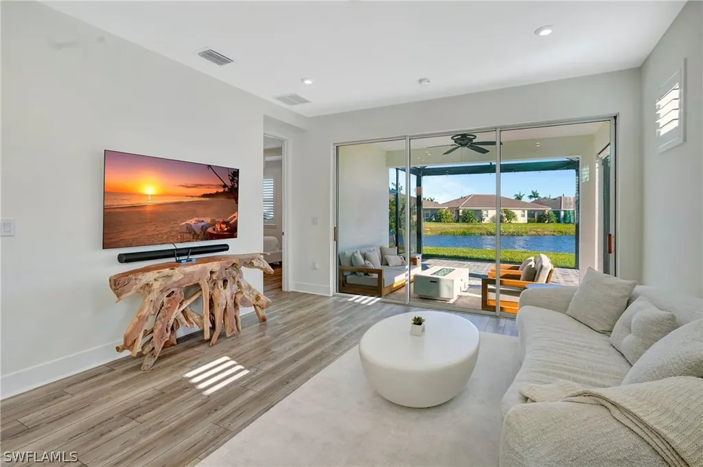 10354 Bonavie Cove Drive Fort Myers FL 33966