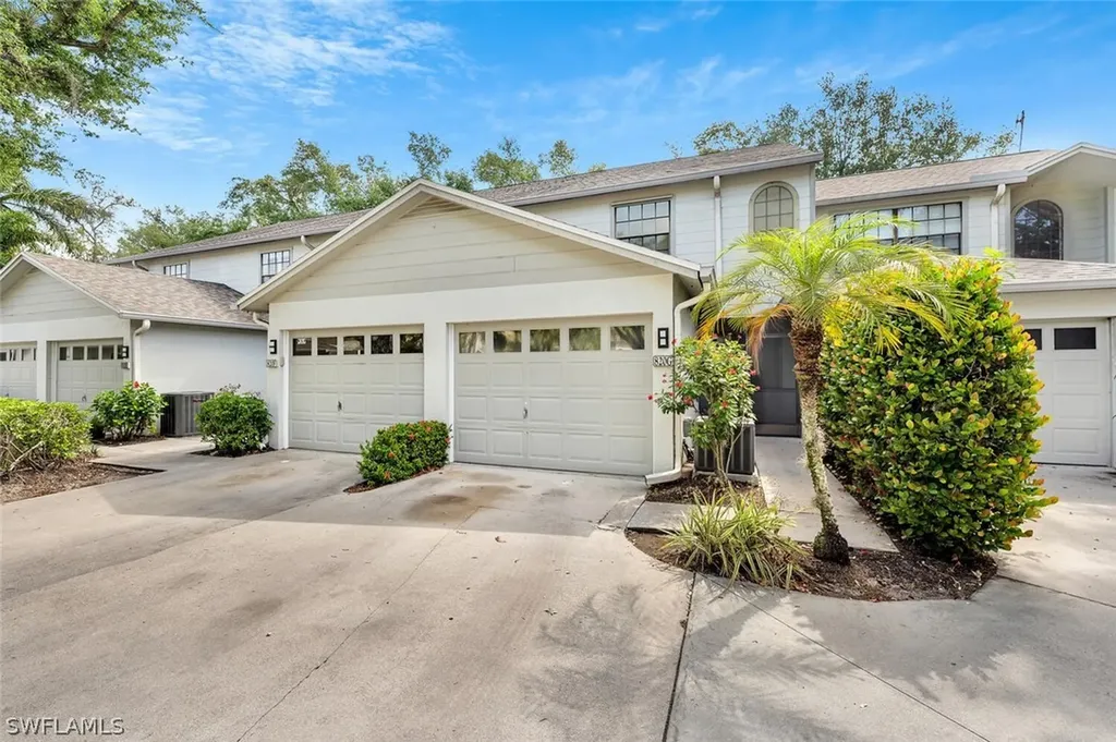 Naples FL, 820 Meadowland Drive, Unit 19-5 (Unit G)