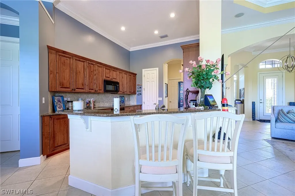 9020 Maverick Court Naples FL 34113