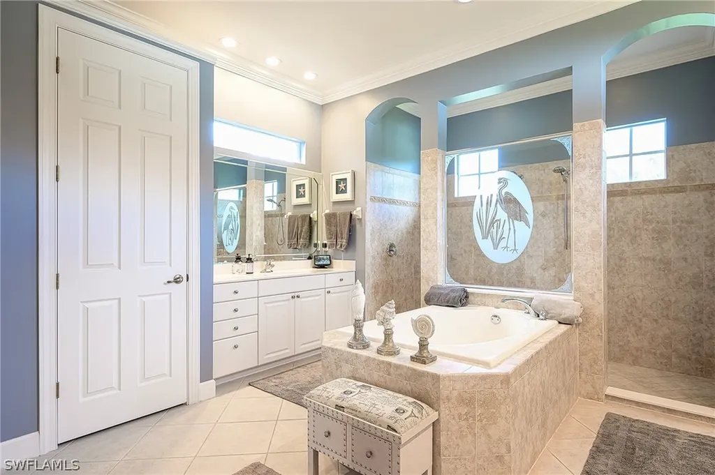 9020 Maverick Court Naples FL 34113