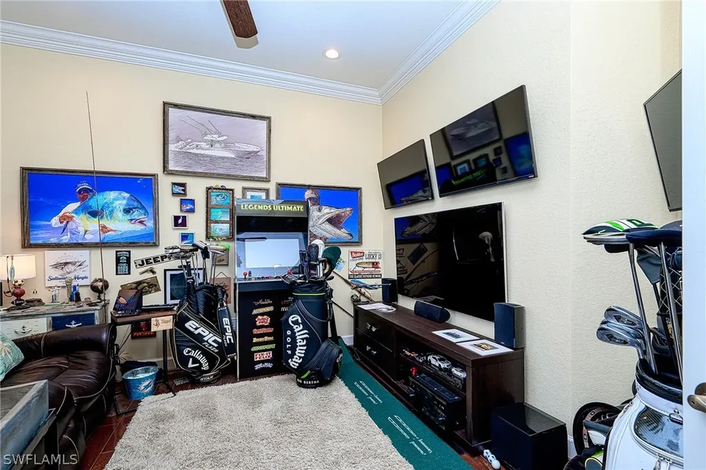 9020 Maverick Court Naples FL 34113