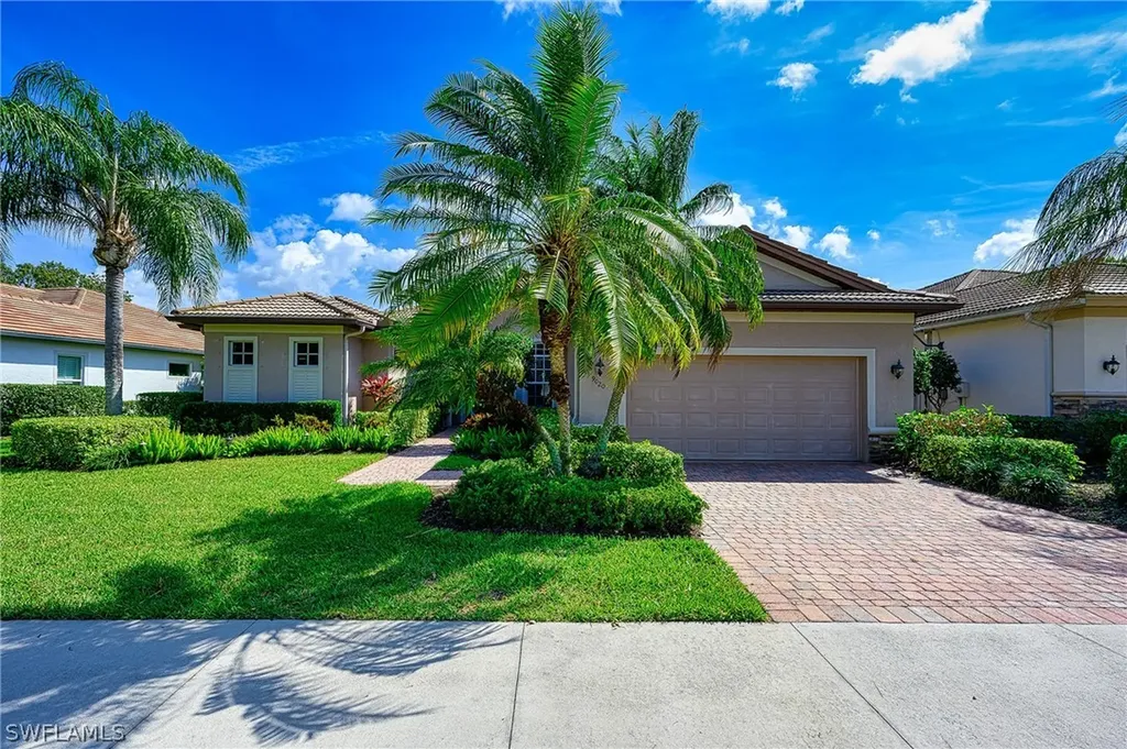 9020 Maverick Court Naples FL 34113