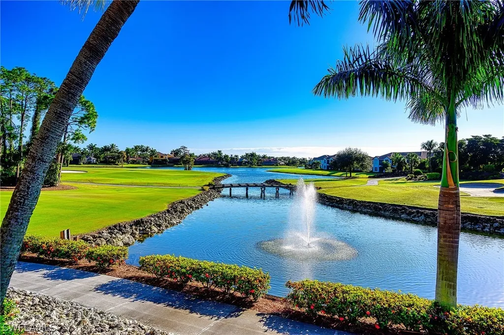 9020 Maverick Court Naples FL 34113