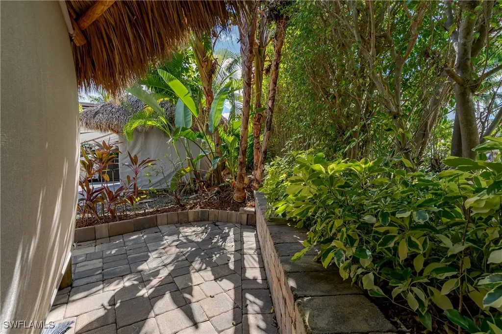 13584 Snook Circle Naples FL 34114