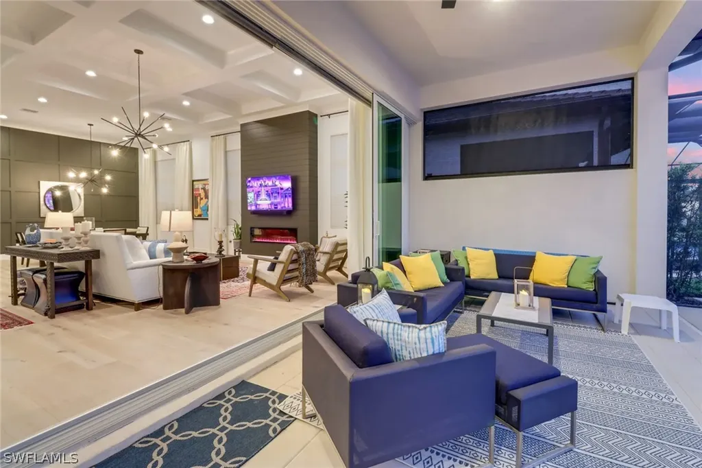 3753 Sapphire Cove Circle Naples FL 34114