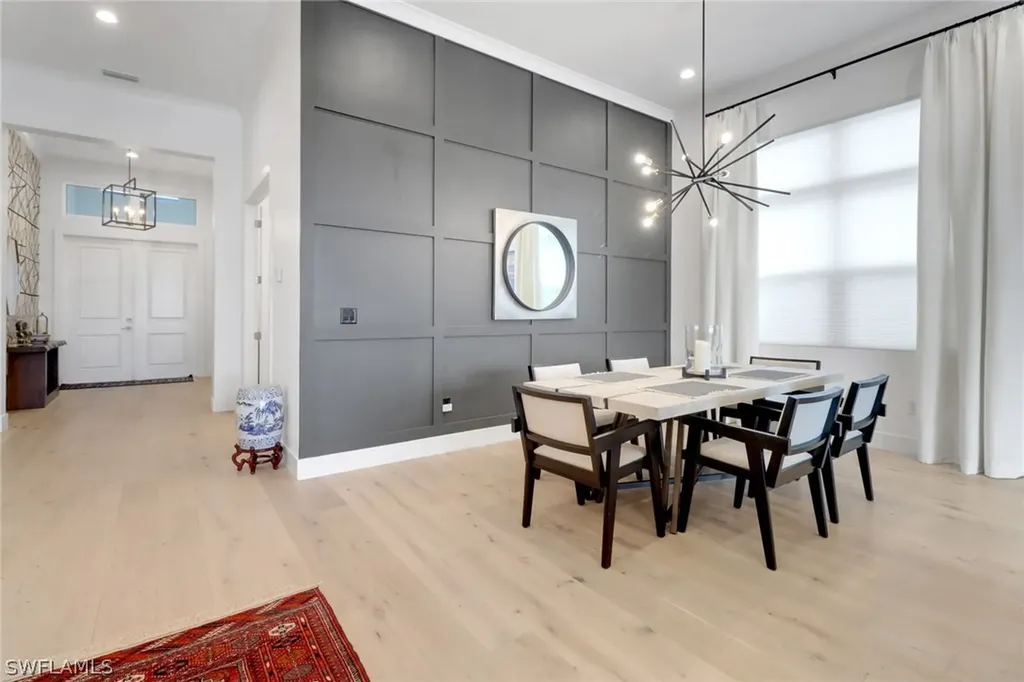 3753 Sapphire Cove Circle Naples FL 34114