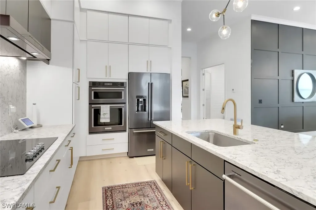 3753 Sapphire Cove Circle Naples FL 34114