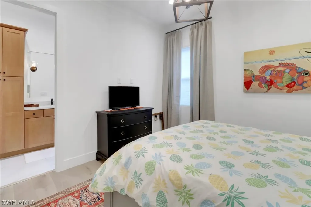 3753 Sapphire Cove Circle Naples FL 34114