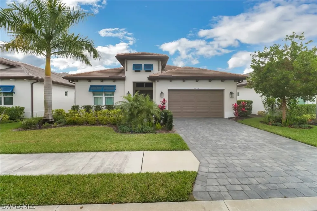3753 Sapphire Cove Circle Naples FL 34114