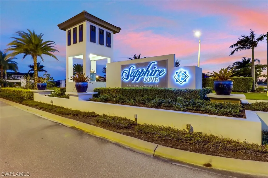 3753 Sapphire Cove Circle Naples FL 34114