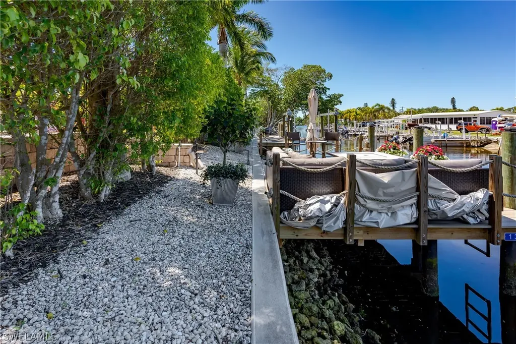 13403 Snook Circle Naples FL 34114