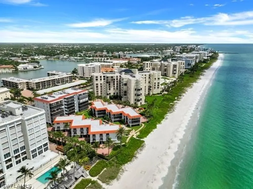 3333 Gulf Shore Boulevard N Naples FL 34103