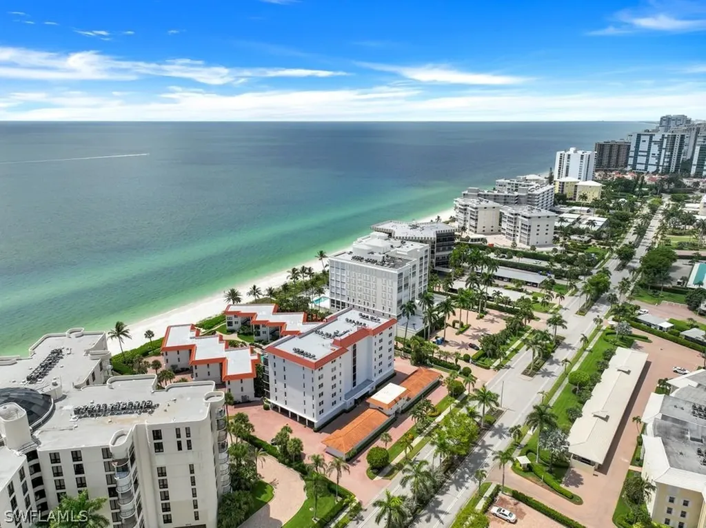 3333 Gulf Shore Boulevard N Naples FL 34103