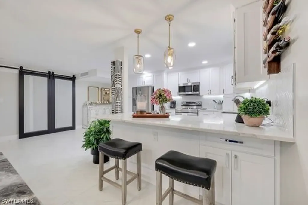 3333 Gulf Shore Boulevard N Naples FL 34103