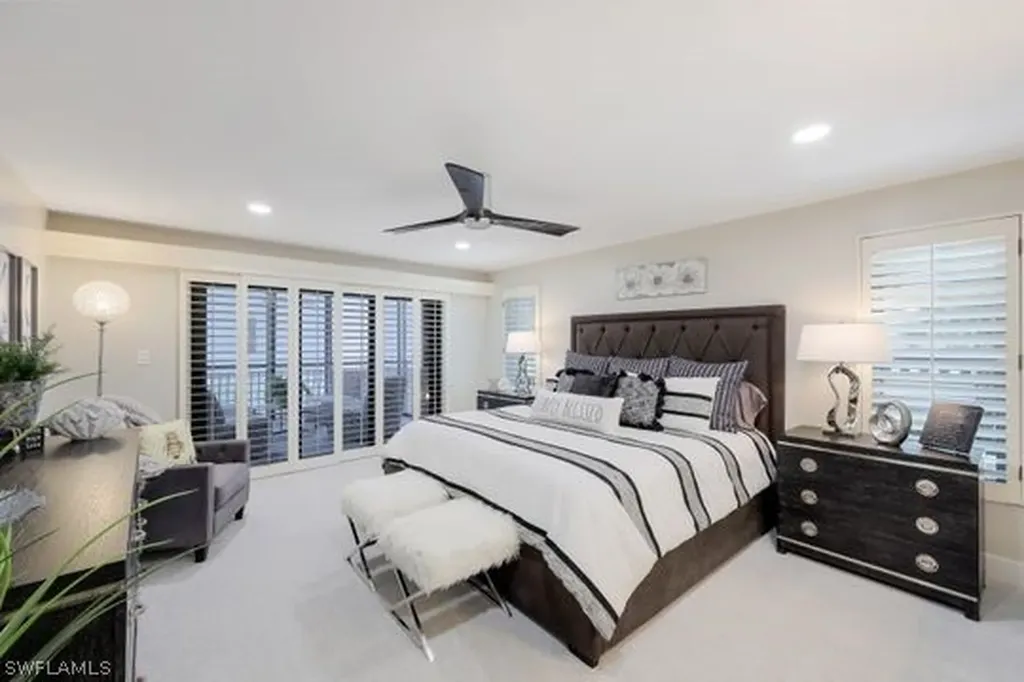 3333 Gulf Shore Boulevard N Naples FL 34103