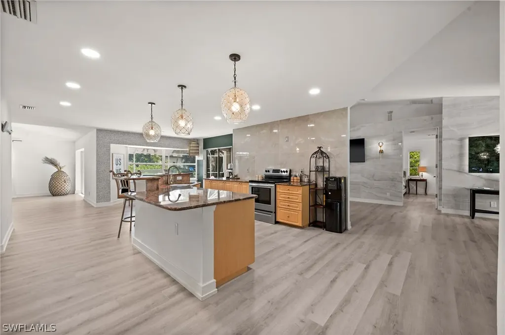 1438 SW 57th Street Cape Coral FL 33914