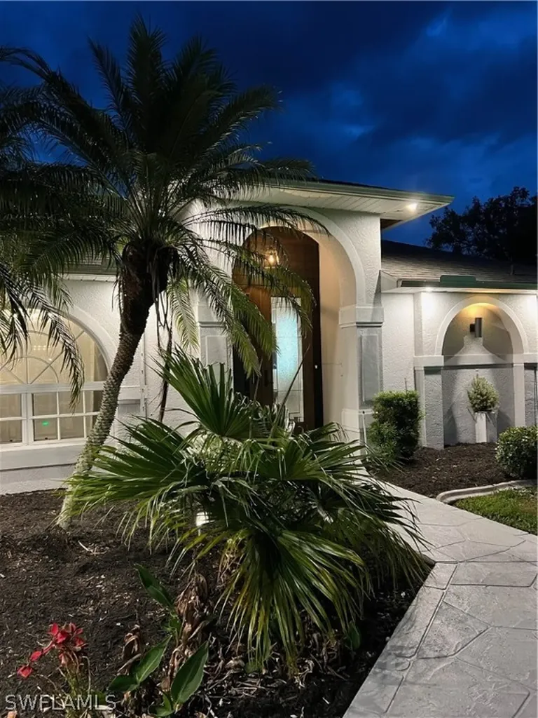 1438 SW 57th Street Cape Coral FL 33914