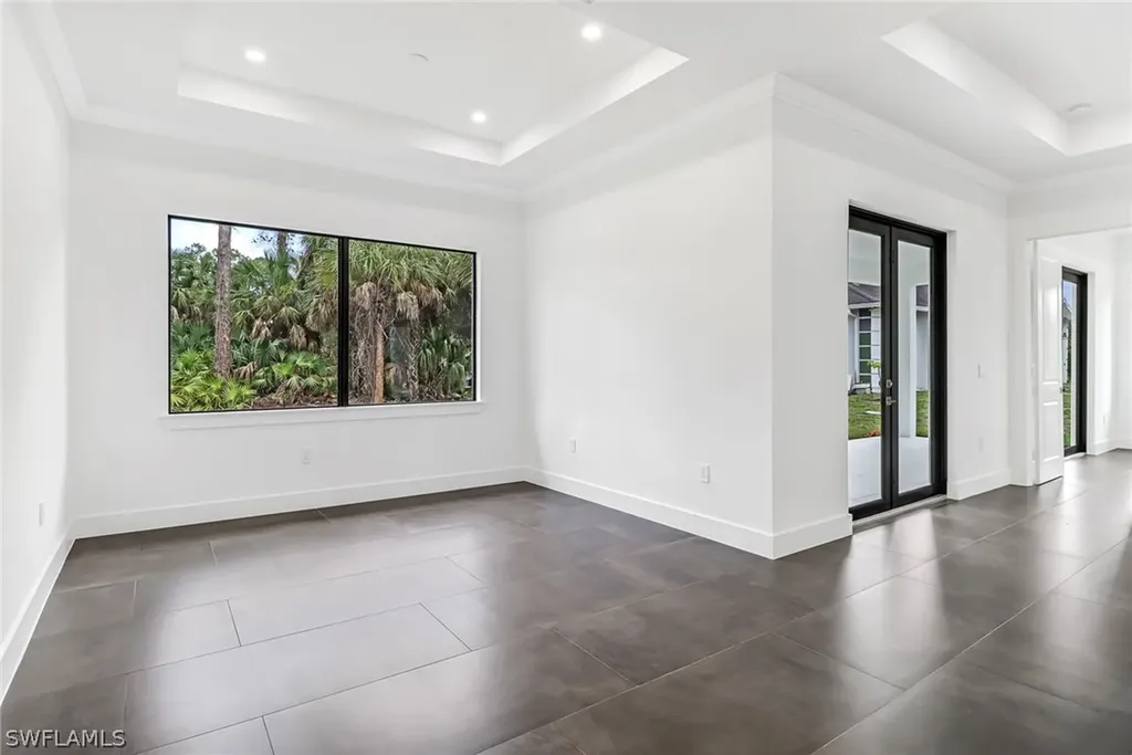 1998 Everglades Boulevard S Naples FL 34117