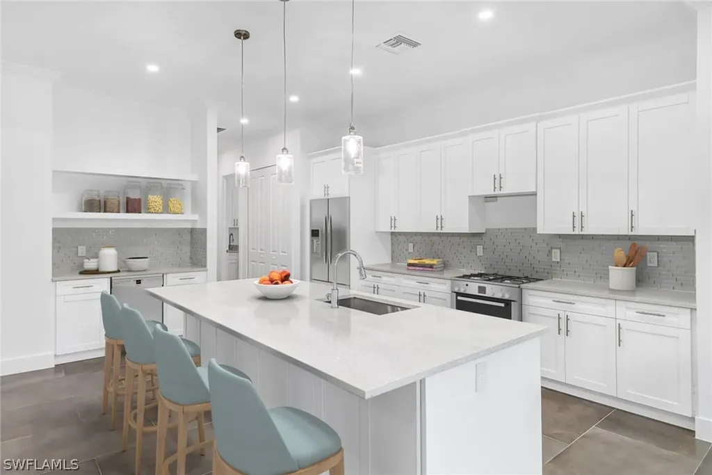 1998 Everglades Boulevard S Naples FL 34117