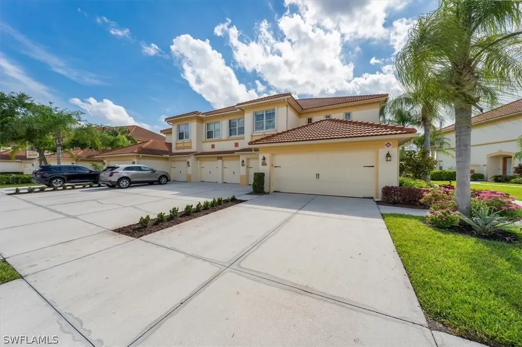 7877 Clemson Street Naples FL 34104