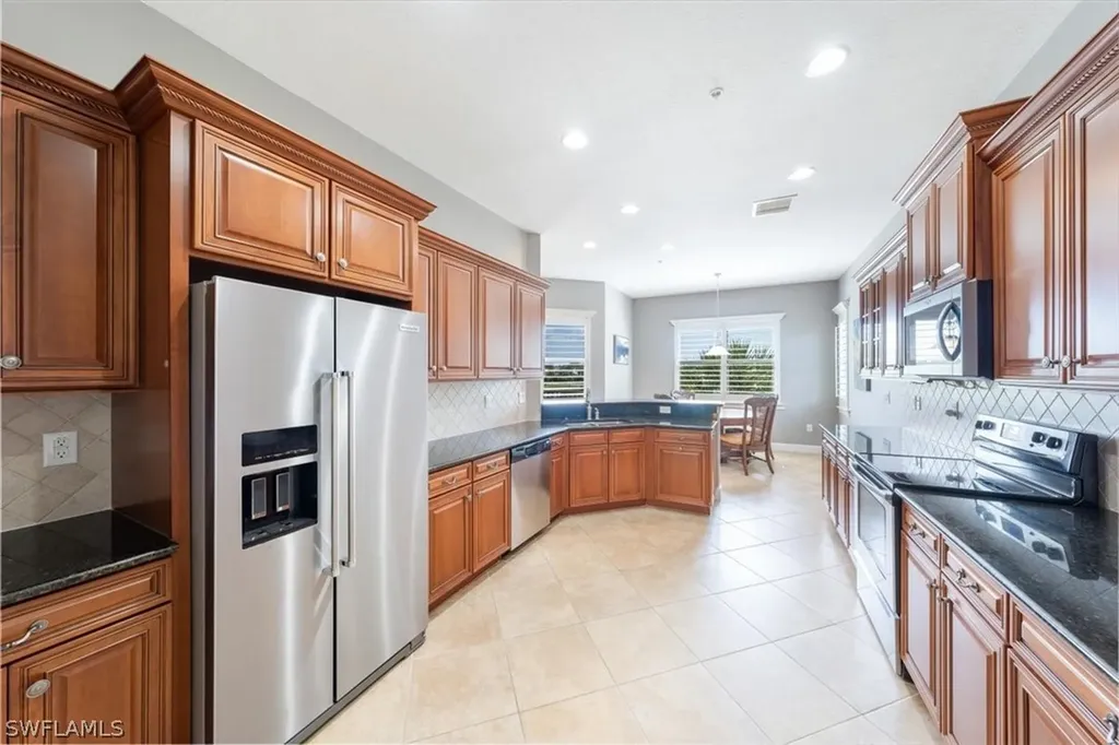 7877 Clemson Street Naples FL 34104