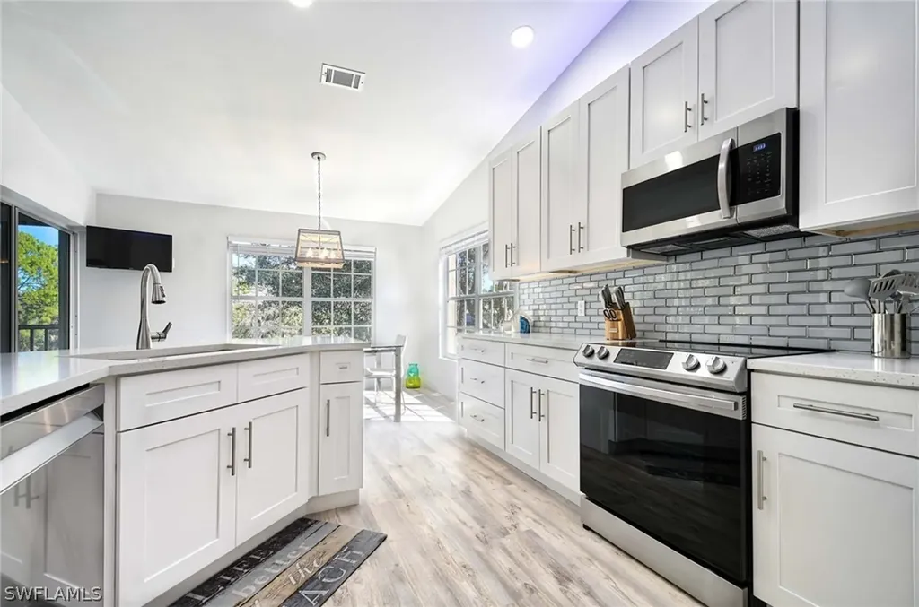 5632 Whisperwood Boulevard Naples FL 34110
