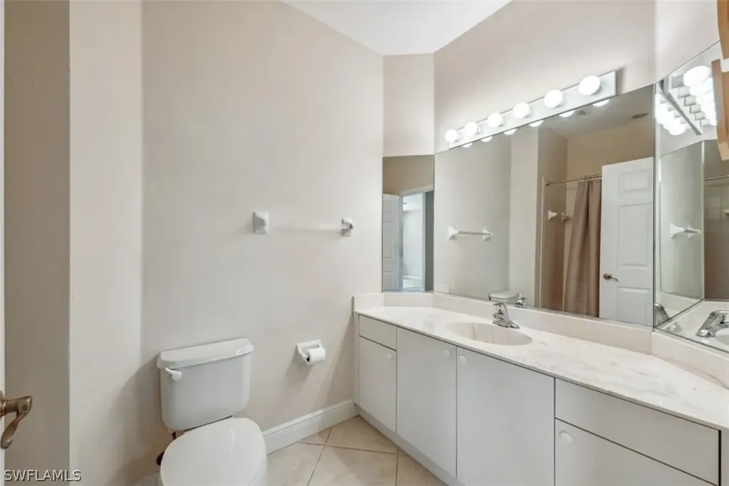 5701 Heron Lane Naples FL 34110