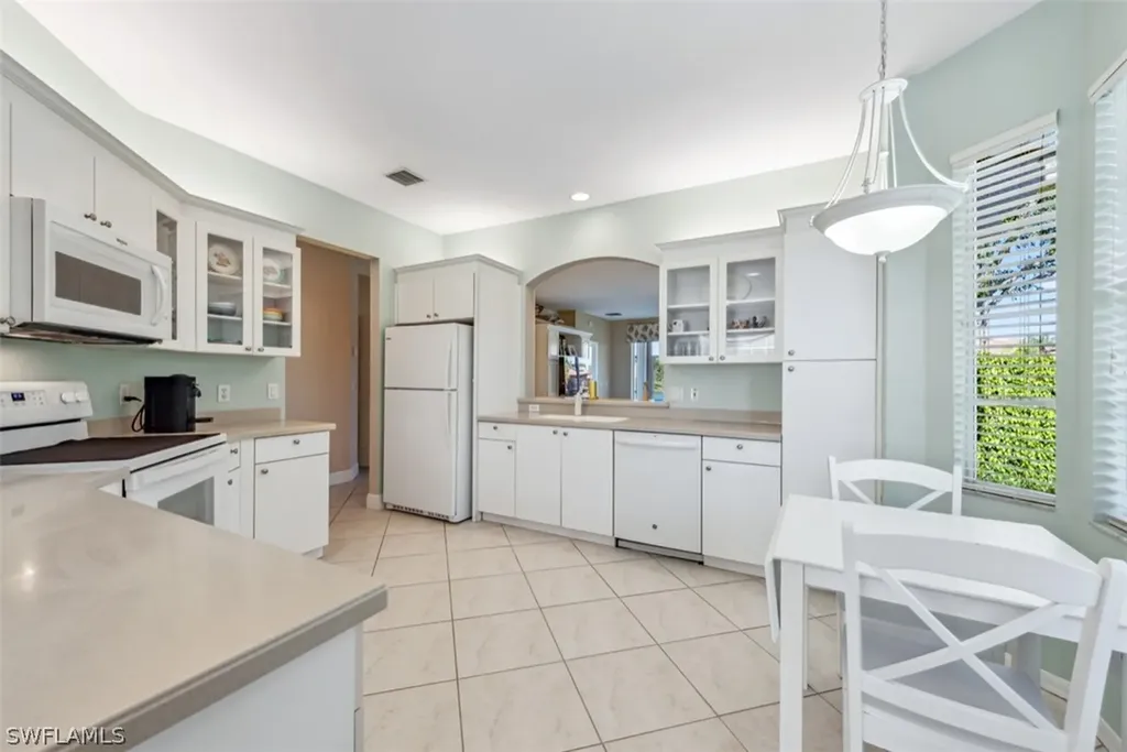 5701 Heron Lane Naples FL 34110