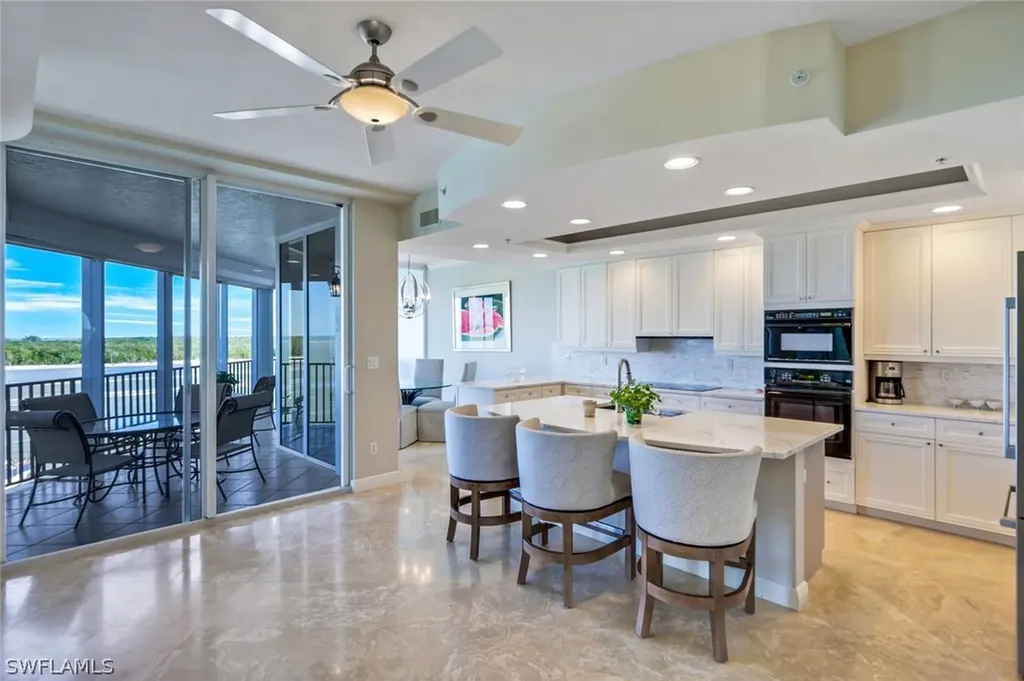 700 La Peninsula Boulevard Naples FL 34113