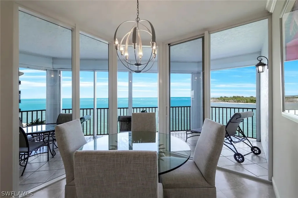 700 La Peninsula Boulevard Naples FL 34113