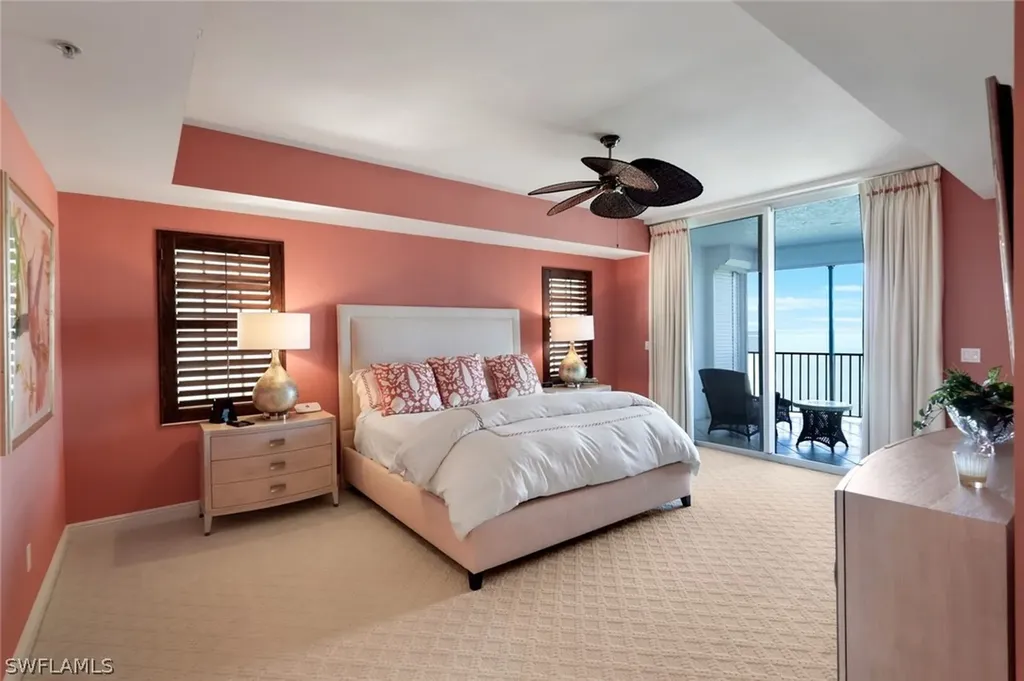 700 La Peninsula Boulevard Naples FL 34113