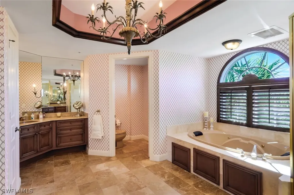 700 La Peninsula Boulevard Naples FL 34113
