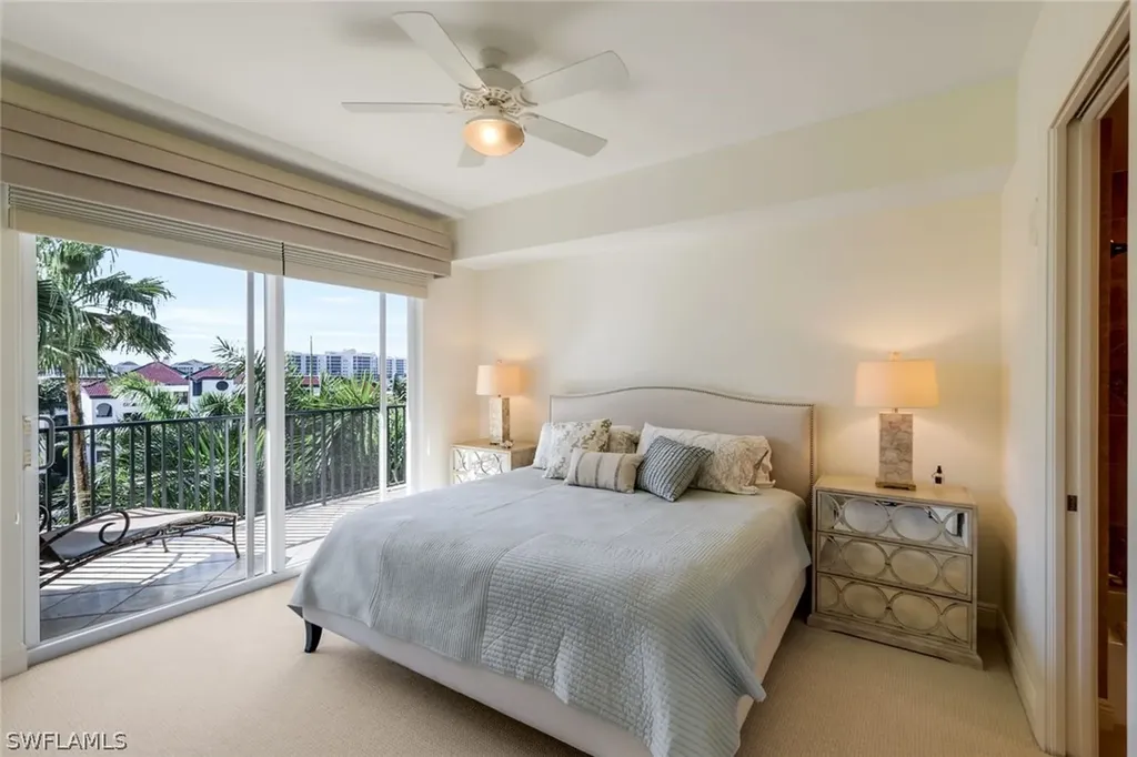 700 La Peninsula Boulevard Naples FL 34113