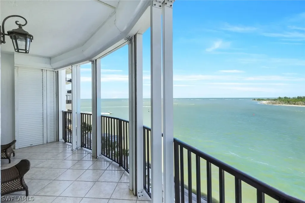 700 La Peninsula Boulevard Naples FL 34113