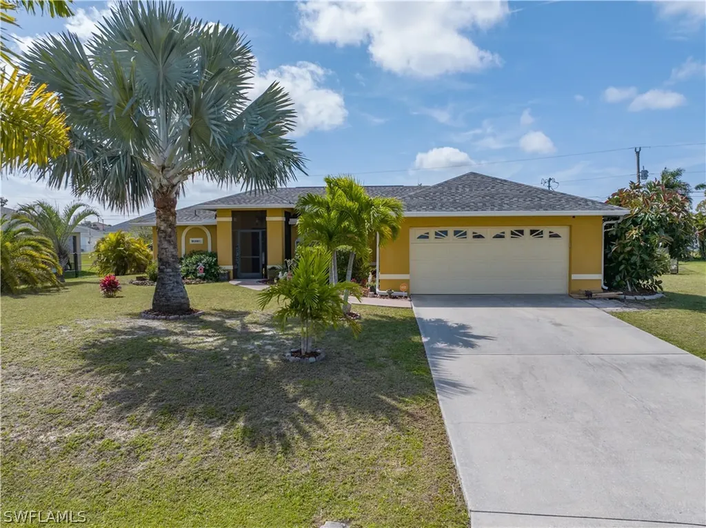 930 SW 31st Street Cape Coral FL 33914