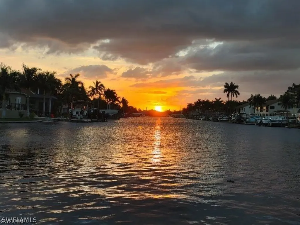 4210 SE 19th Avenue Cape Coral FL 33904